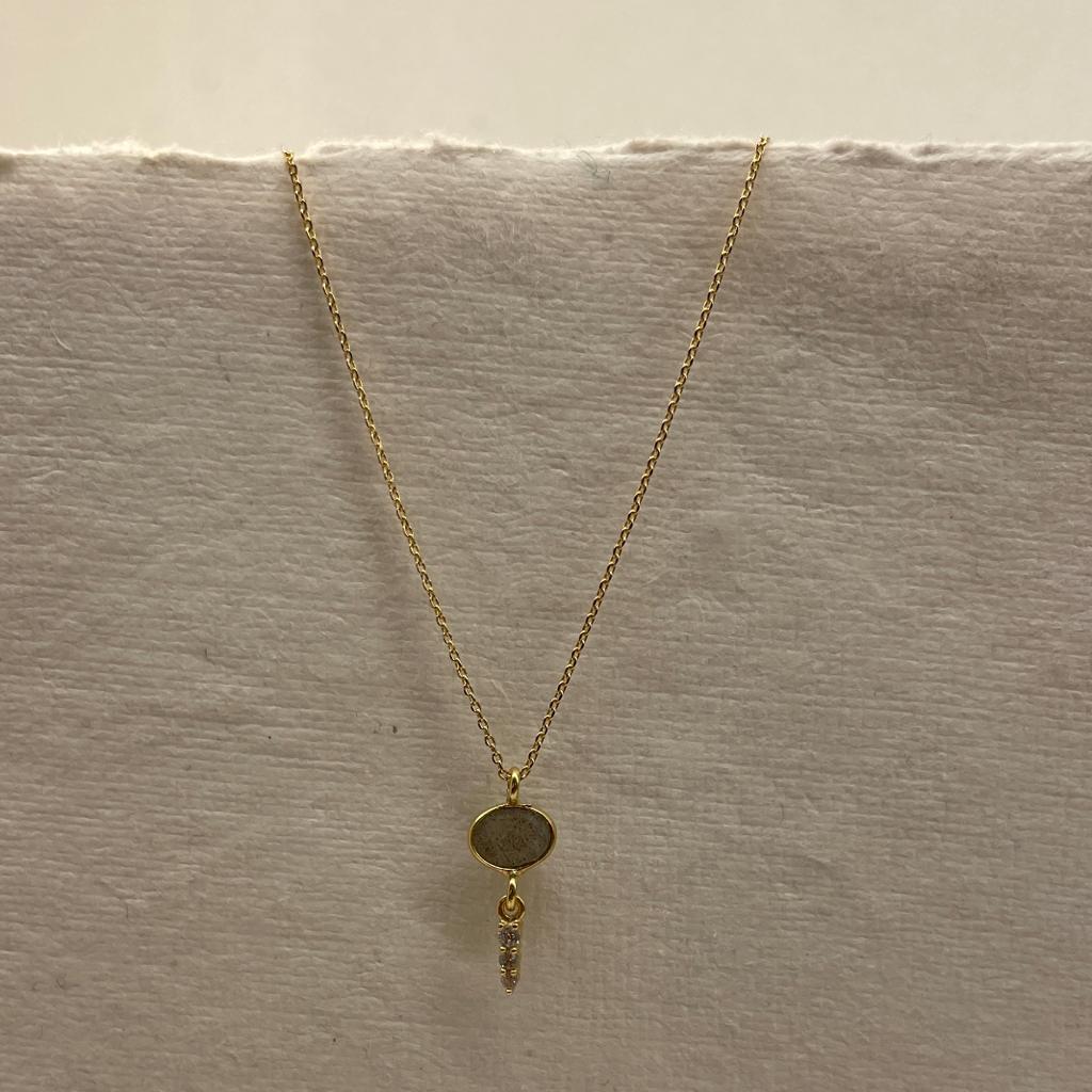 Collana pietra pendete