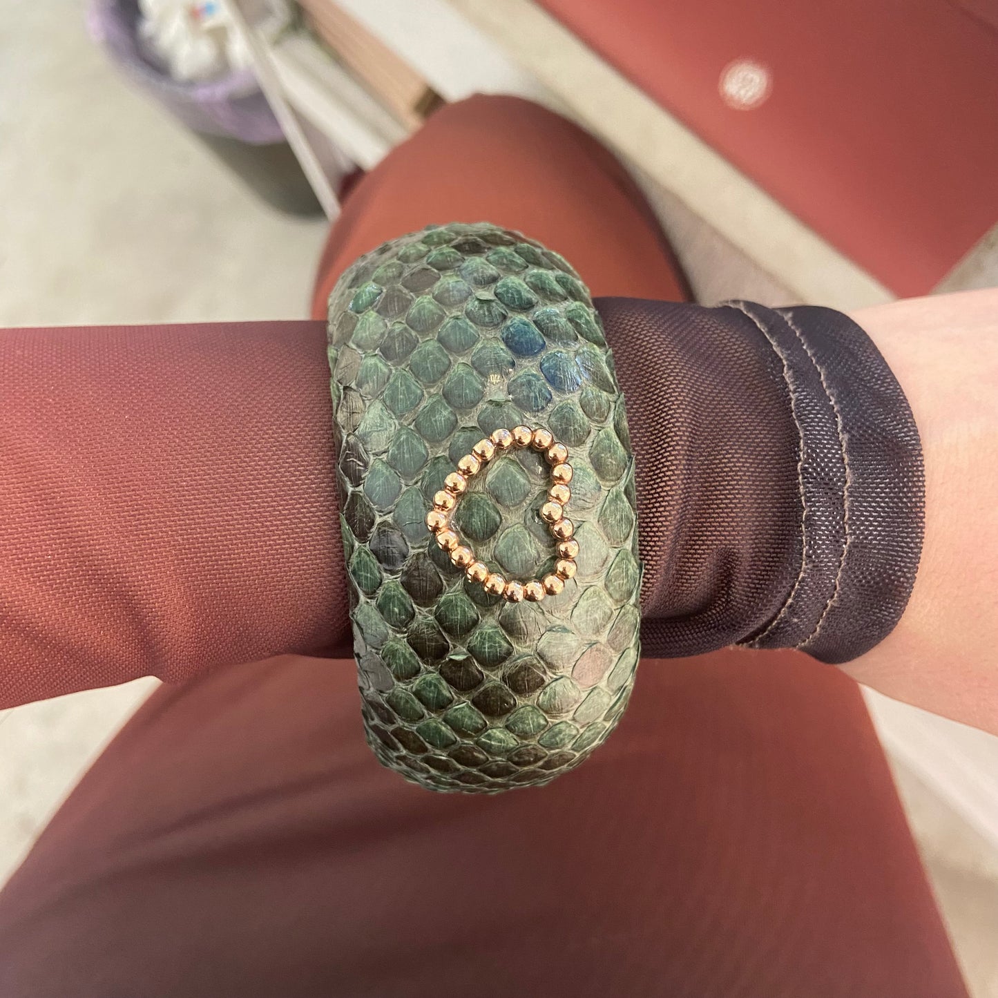 Bracciale Rigido Pitonato Verde Cuore Grande