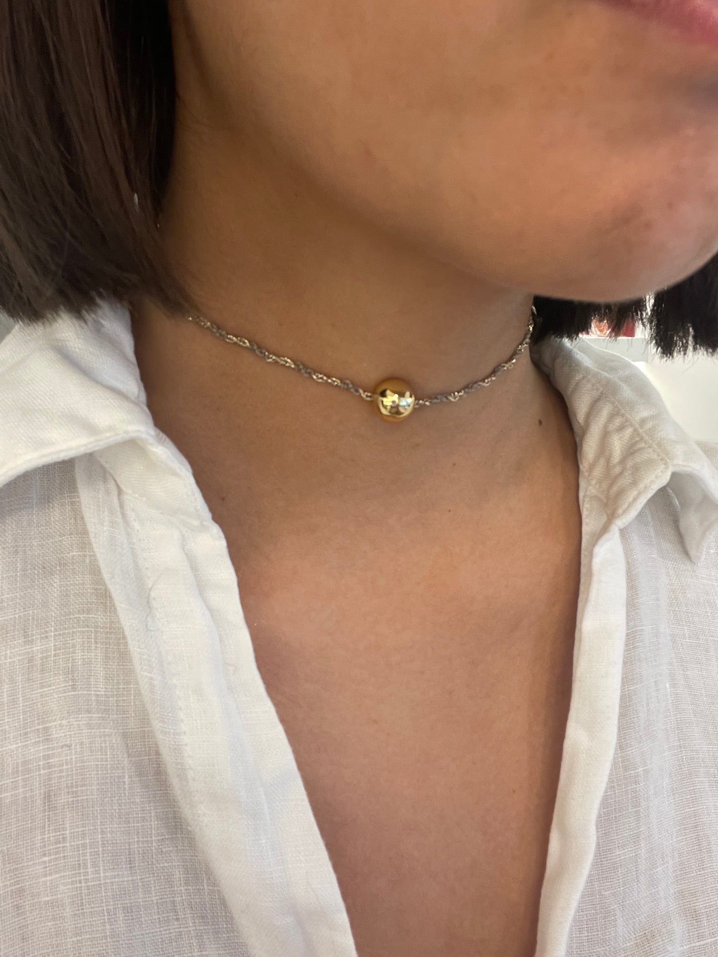 Choker uncinetto marrone e oro