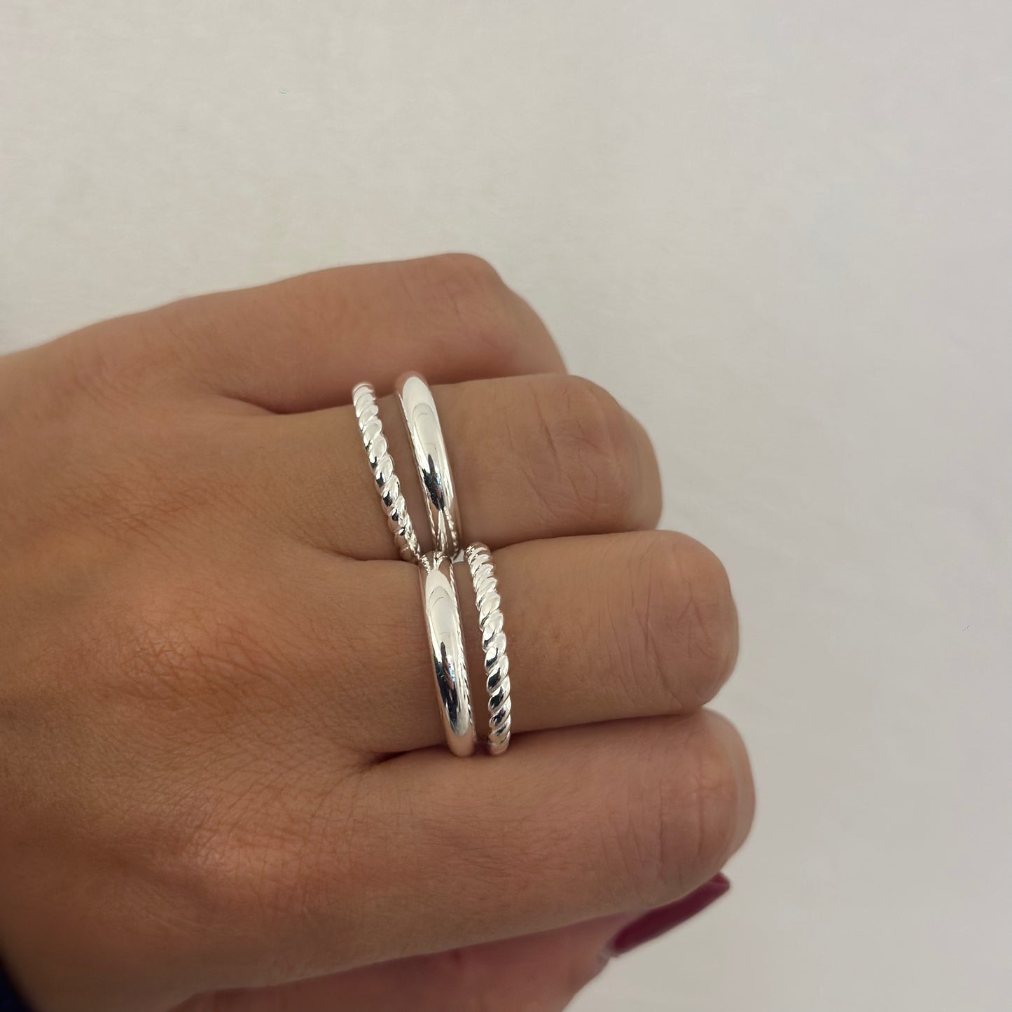 anello regolabile liscio e lavorato argentato