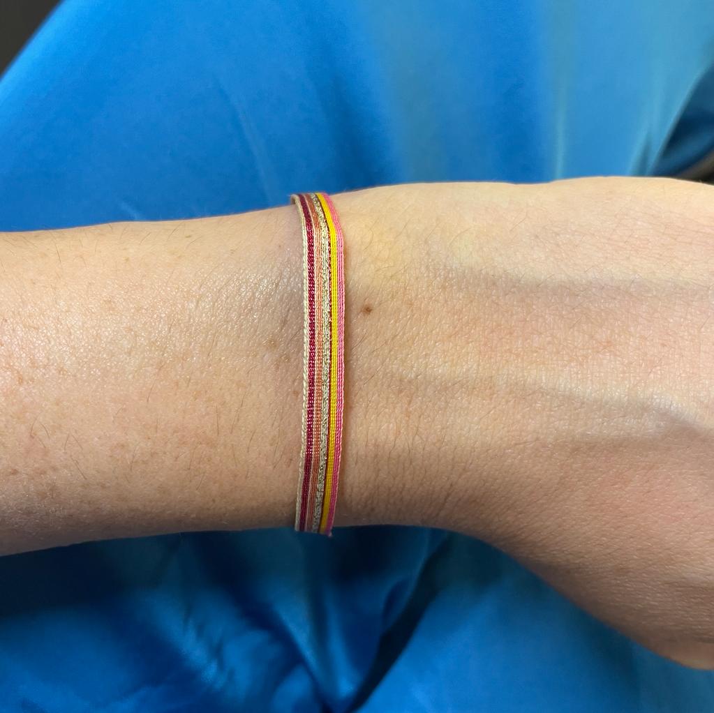 Bracciale tessuto