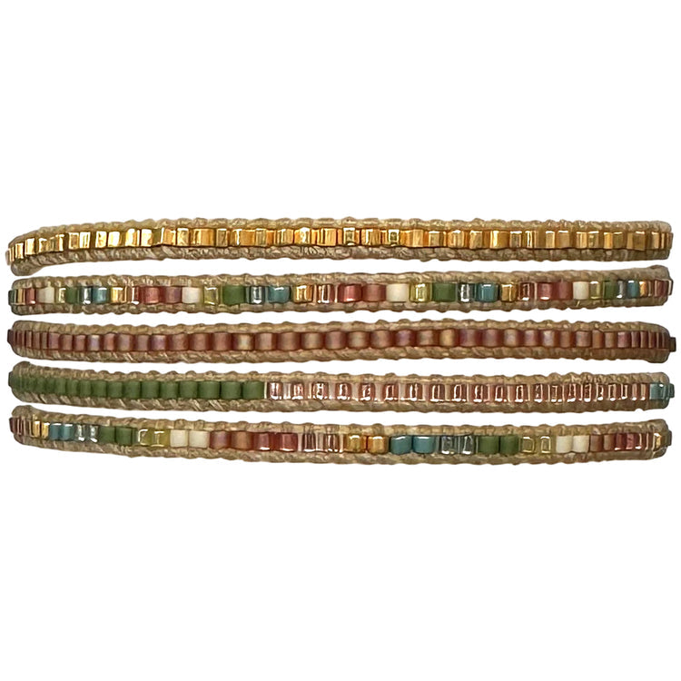 BRACCIALE FILO DI PERLINE COLORATE