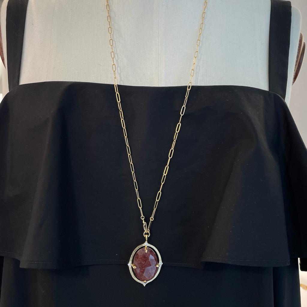 Collana lunga con quarzo rosa