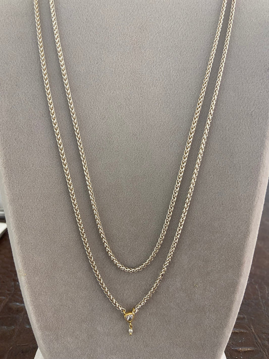 Collana lunga argentata con zircone