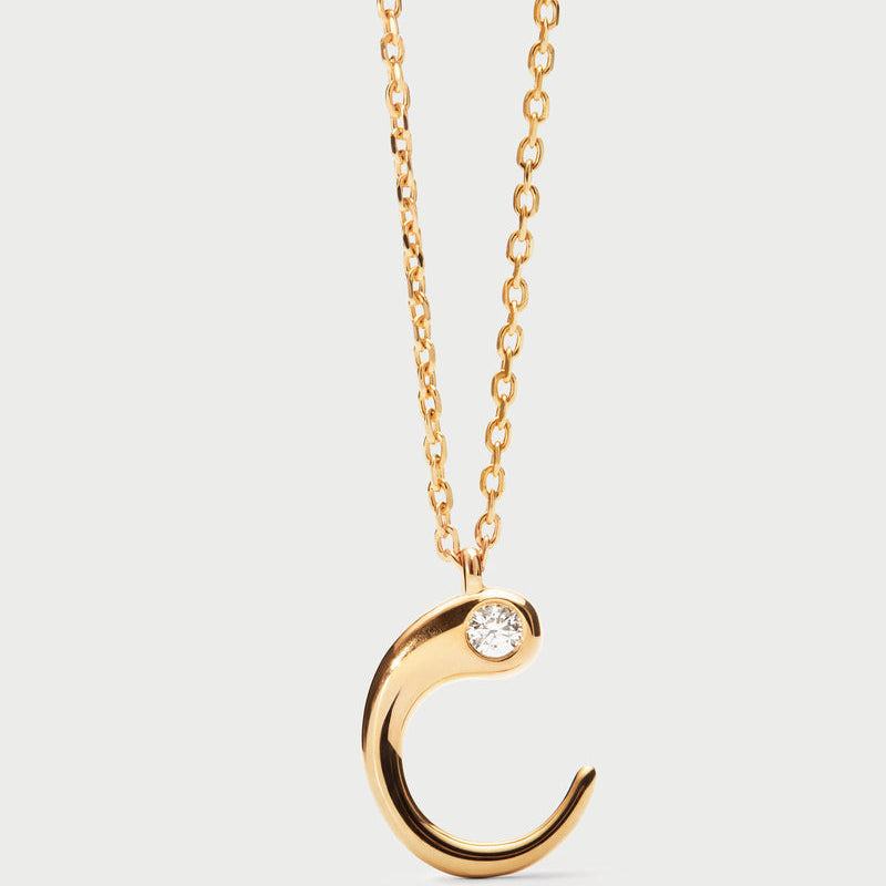 Collana con pendente iniziale C