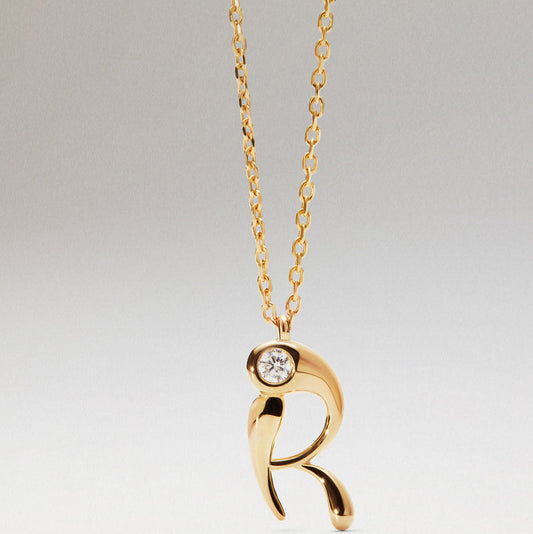 Collana con pendente iniziale R