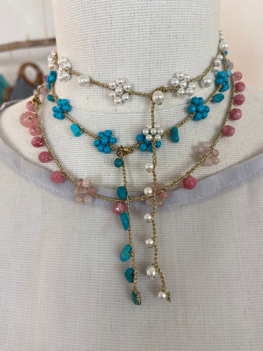 collana perle colorate piccole filo lurex