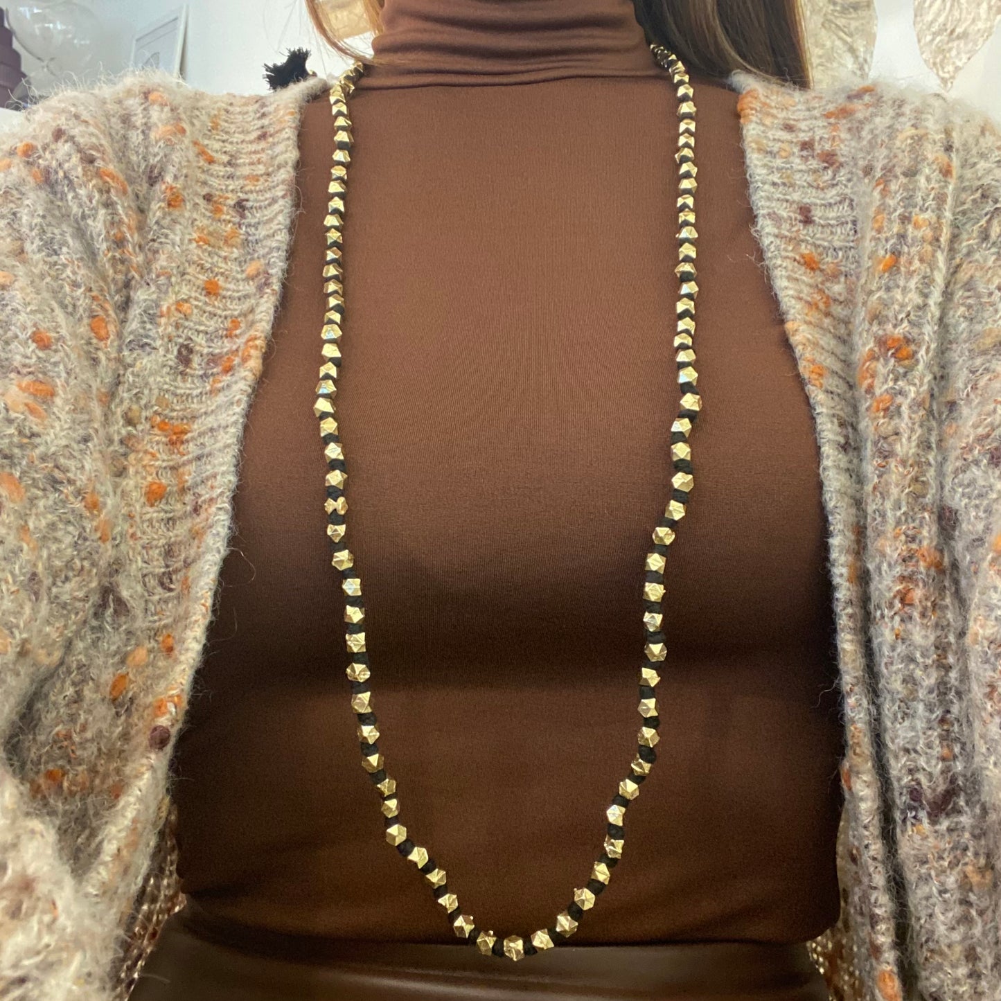 Collana lunga, nera