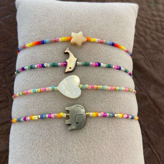 Bracciale perline colorate da bambino